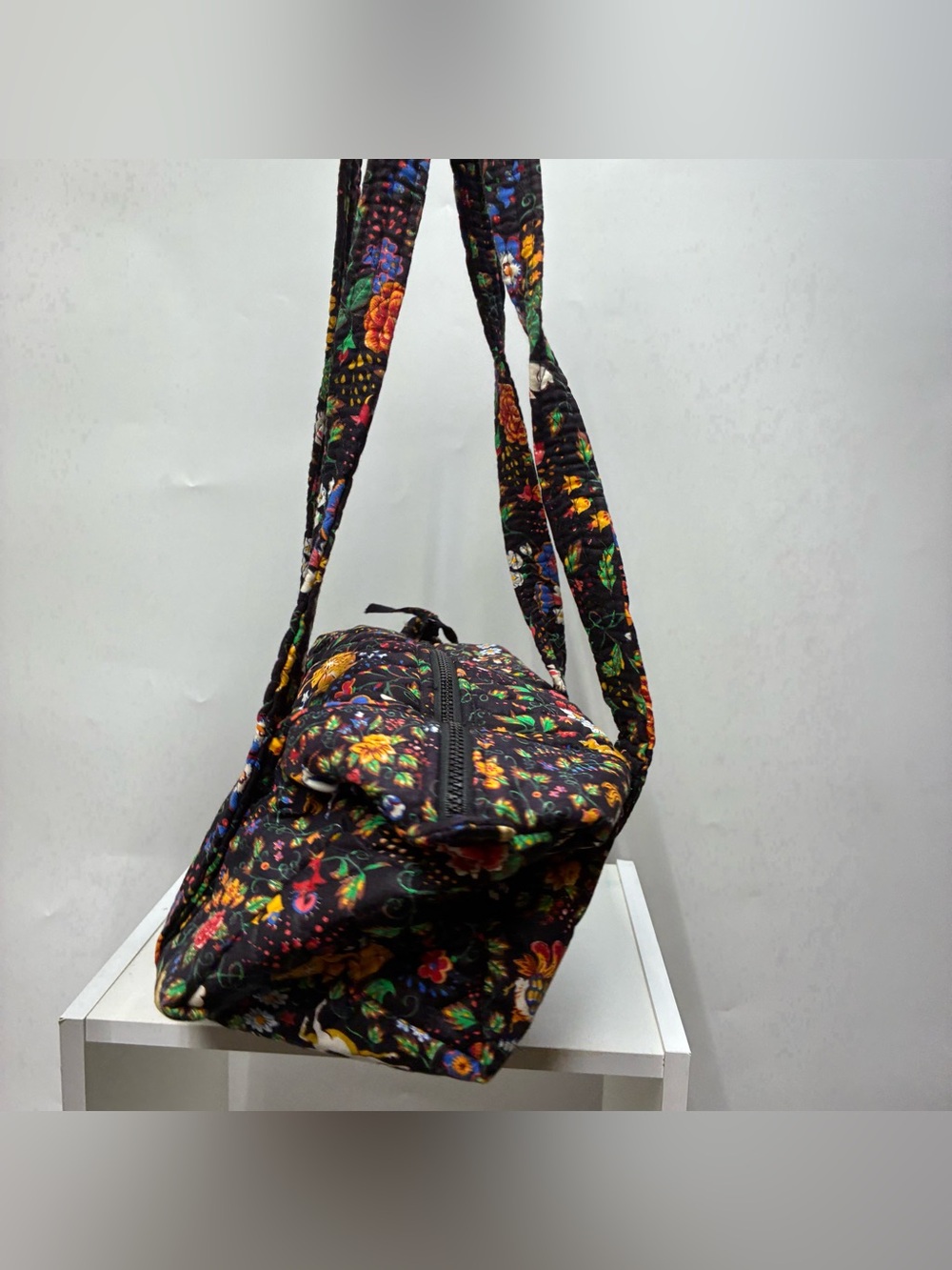 Vintage Vera Bradley Tavern on the Green Floral Animals Purse Handbag Barrel - Picture 3 of 8